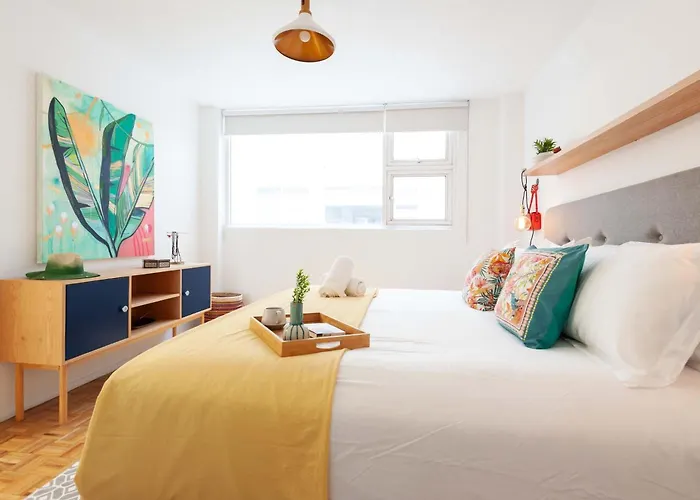 "the Palms Apartment" 4 Bedroom Remote Workers Paradise *