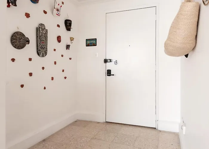 "the Palms Apartment" 4 Bedroom Remote Workers Paradise
